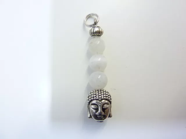 Pendentif intuition Bouddha Pierre de lune perles 6mm longueur 3,6 cm