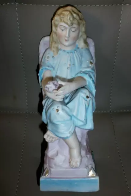 UN ANGE ASSI AVEC UNE ROSE/ANCIENNE STATUE RELIGIEUSE/BISCUIT/H.20 cm/XIX-XXéme