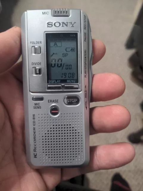 Sony ICD-B16 (16 MB, 8 Hours) Handheld Digital Voice Recorder