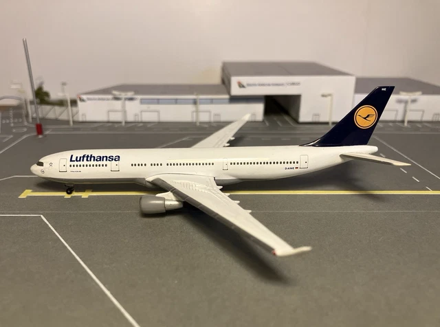 Herpa Wings 1/500 532976 Gulf Air B787-9