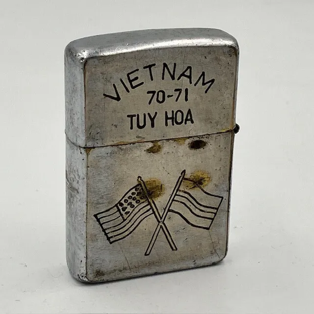 Zippo Vietnam Zippo 1970 Flag of the United States and Vietnam Can be used Vie