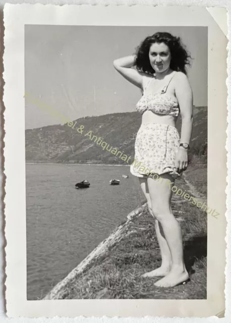 orig. Foto Fotografie Frau Mädchen Dame hübsch Schön um 1940