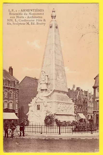 cpa 59 - ARMENTIÈRES (Nord) MONUMENT aux MORTS Sculpteur BOUTRY animée VÉLO