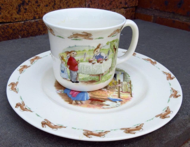 Royal Doulton 1988 Bunnykins Bake Sale Mug and Bath Time 8" Plate