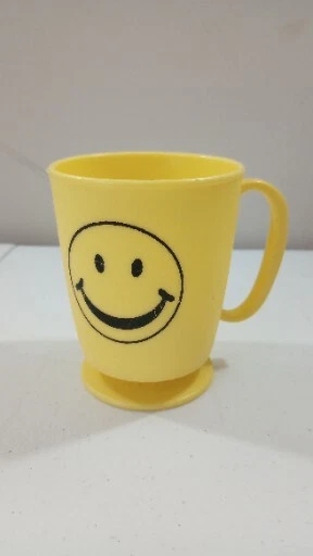 Whirley Industries Inc. Vintage Have A Happy Day Yellow Plastic Mug Made In USA
