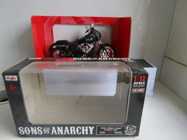 MAISTO HARLEY-DAVIDSON BIKE Sons of Anarchy FXDBI Dyna Street Bob