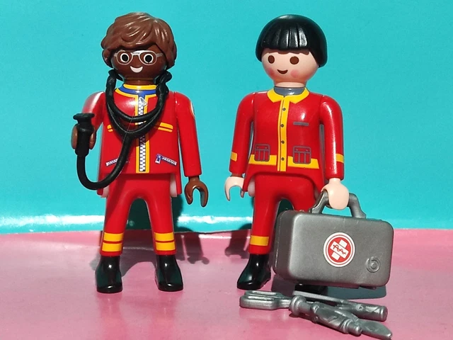 Jeu d'échecs playmobil - Série police/infirmières (19