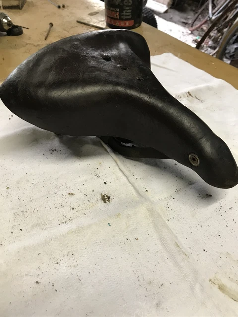 Selle de vélo de marque Henri Gauthier - Lot 234
