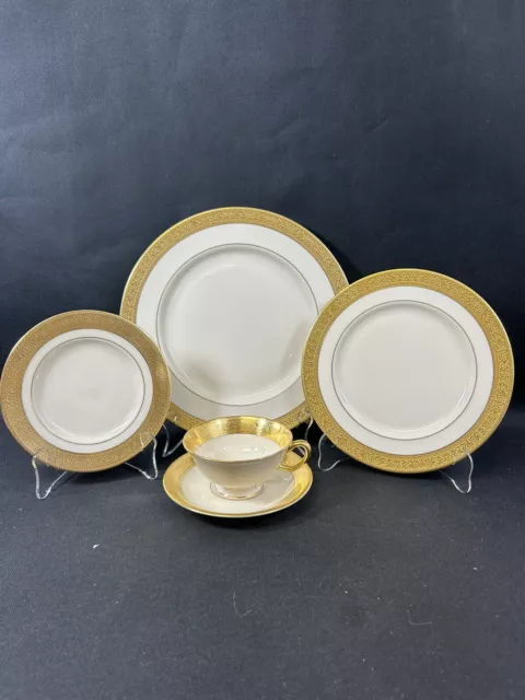 Lenox Westchester Gold Encrusted~(1)~5 Piece Place Setting ~ Excellent