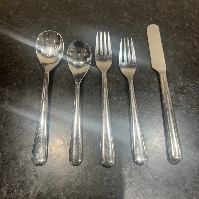 thumbnail image 2 of Mikasa Fairchild Stainless Steel Flatware - Japan 18/8 Glossy Silverware, Assorted Pieces (Used) 2 of 3