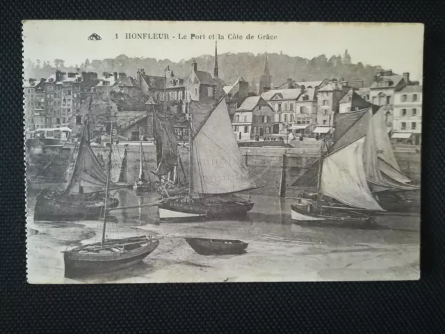 CPA 14 HONFLEUR - Le Port et la Côte de Grâce