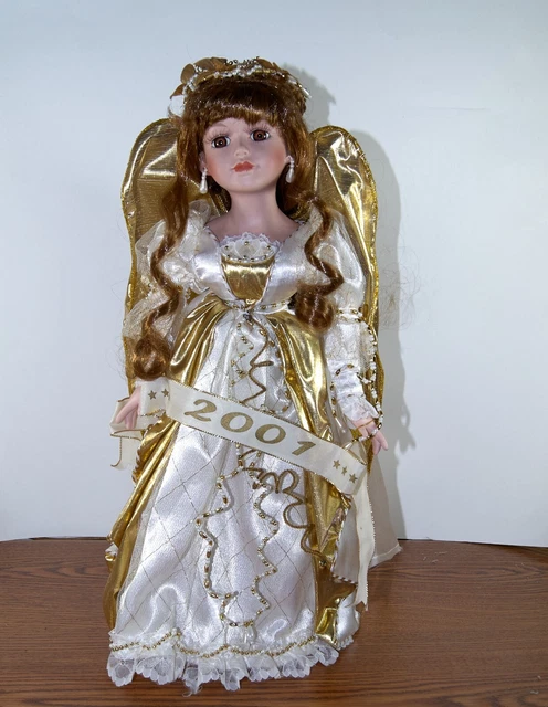 Heritage Signature Collection Porcelain Doll 16 In Vintage 2001