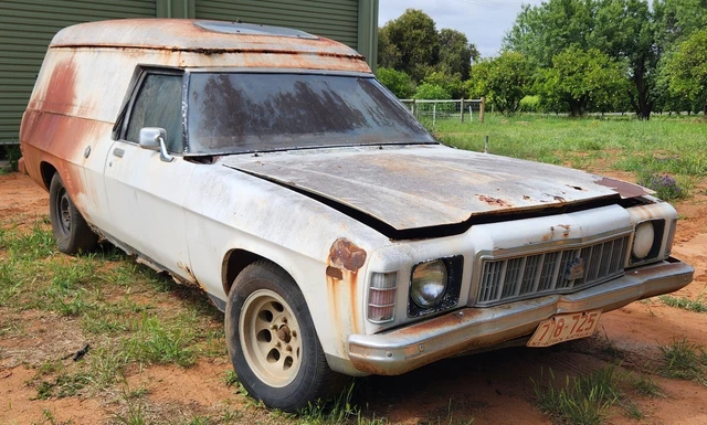Holden 1976 HX XX7 Sandman Panevlan. Factory 6 Cylinder Sandman Van! HQ HJ HZ