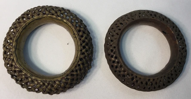 Lote de 2 pulseras de moneda tribal africana