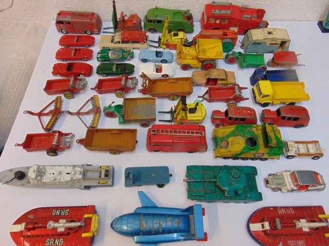 Dinky Toys France Accessoire poste essence Esso (double numérautation
