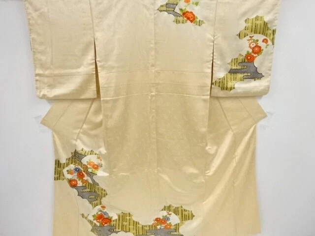46604# Japanese Kimono / Antique Kimono / Embroidery / Floral Plants & Egasu