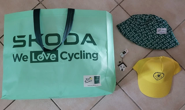 LOT DE GOODIES du tour de France 1998 / Casquettes, journeaux / Etape à