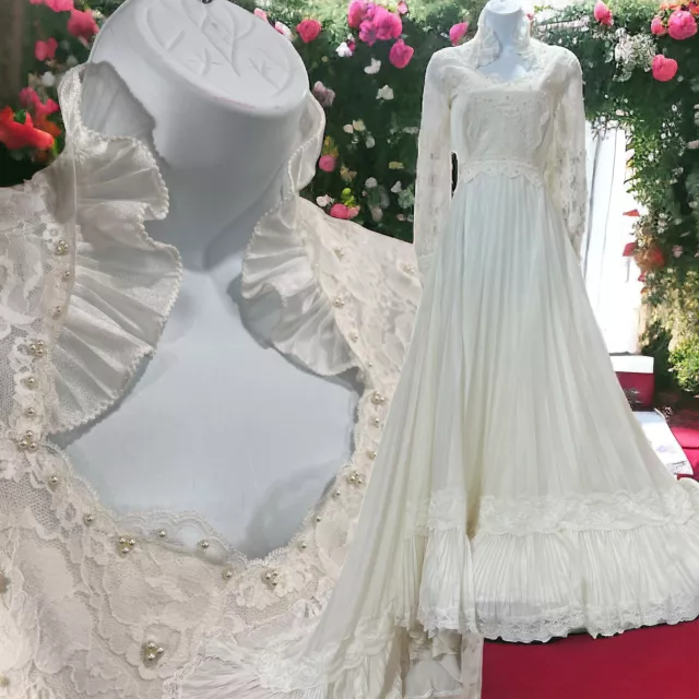 VINTAGE 1960s Lace Juliet Wedding Dress Empire Waist long sleeves train 60s