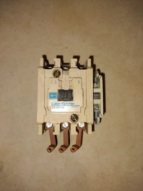 Cutler Hammer AE16KNO Magnetic Starter Contactor