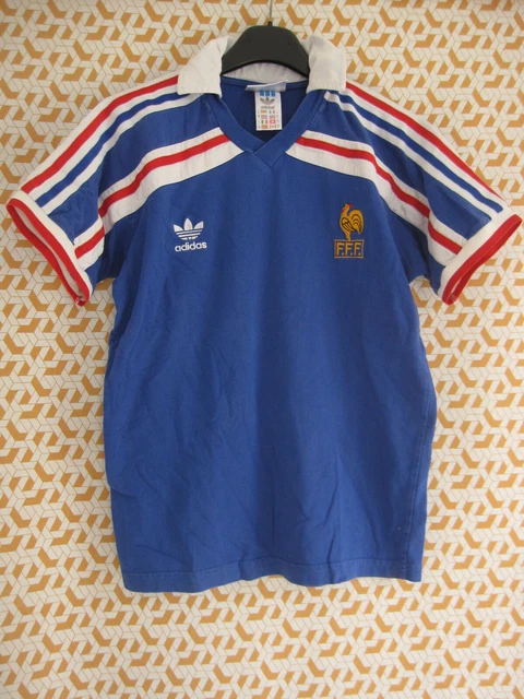 2 maillots de l'équipe de ance de football vintage en ance | Clasf