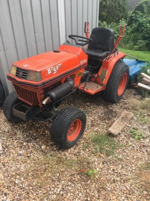 KUBOTA B1550 Compact Tractor With Rear Mounted Mower Deck