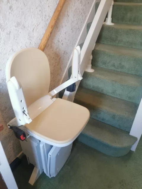 Acorn 180 curved stairlift