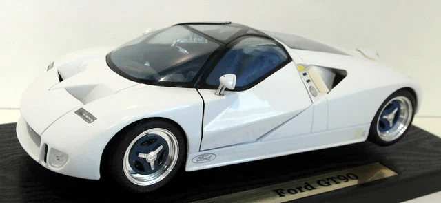 Ford gt90 maisto outlet 1 18