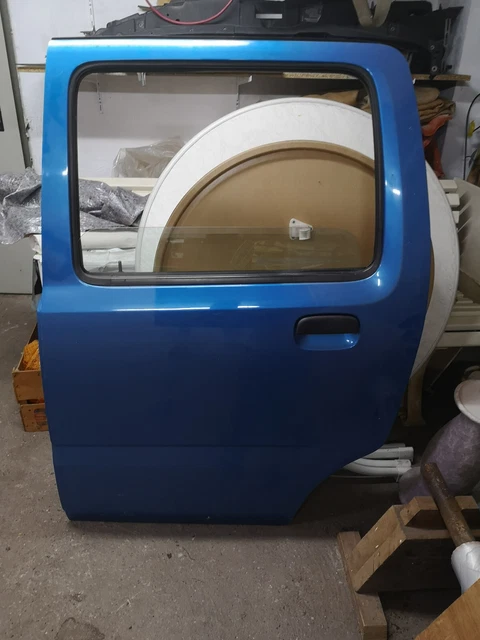Opeltür Agila gebraucht, Komplett.