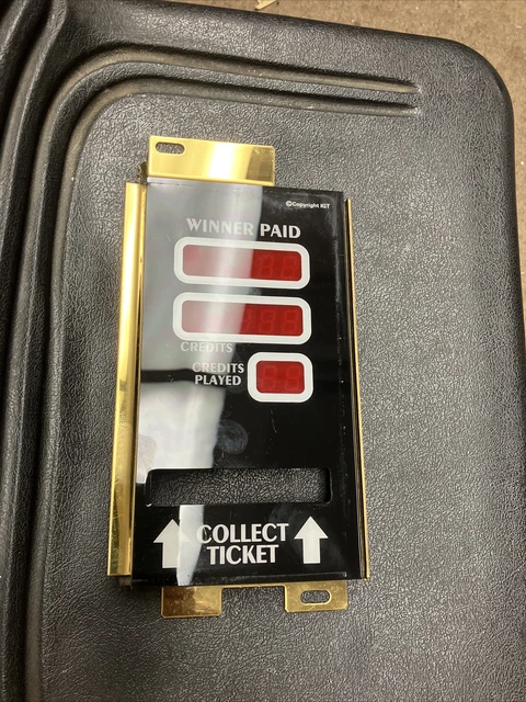 IGT S2000 Slot Machine Point Display Board gold plate, 5-5-2 tested/working