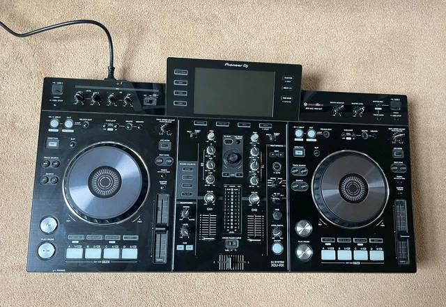 PIONEER DJ, XDJ-RX All in One Rekordbox Double Deck Controller with ...