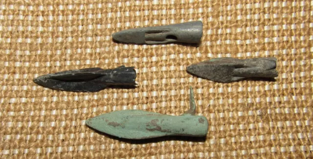 Scythian- Sarmatia Bronze 4 pcs.Old Original Ancient Barbed Arrowhea 7-4 BC 2