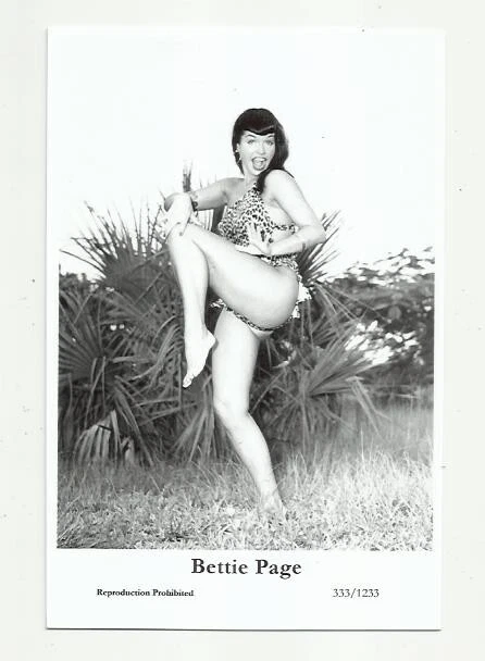 (Bx12) Bettie Page Swiftsure Photo Postcard (333/1233) Filmstar Pin Up Glamor
