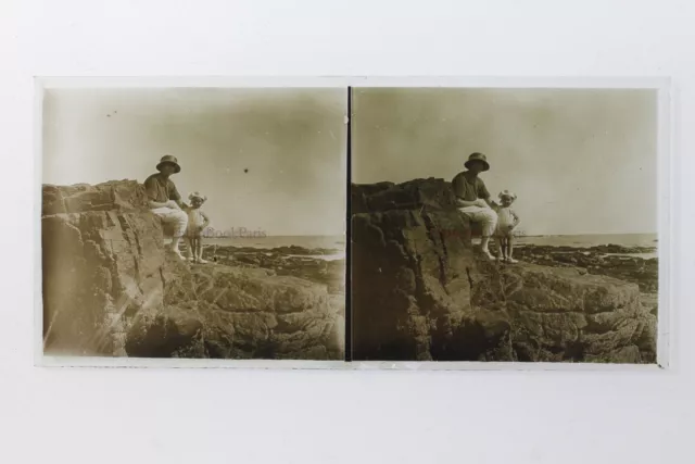 France Mer Enfant Bord de Mer Photo Stereo L2n14 Plaque de verre Vintage c1930
