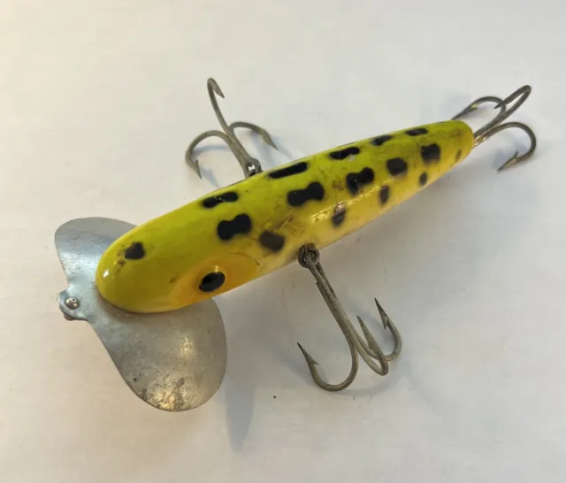 Vintage Fred Arbogast Musky Jitter Bug Surface Fishing Lure