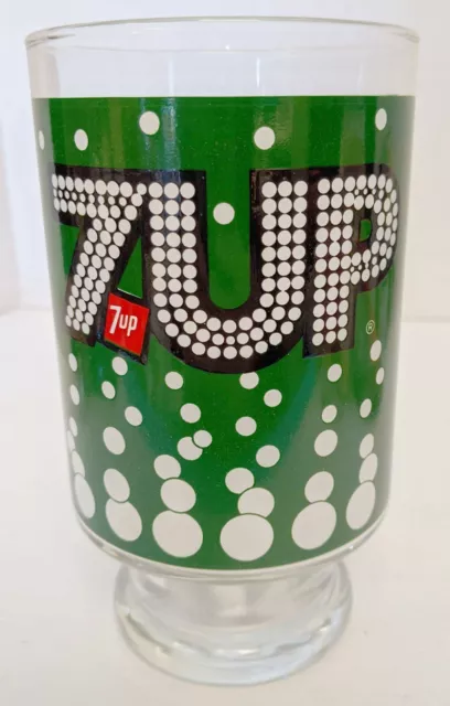 Vintage 1970s 7UP Bubbles Soda 14 oz. Drinking Glass Green Pedestal Base