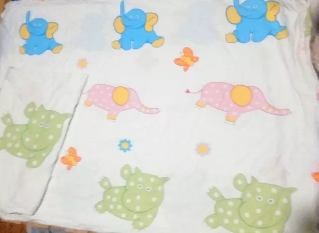 Babybett Garnitur 2-set Kissen Decke Bettbezug weiß/bunt UNISEX Nilpferd Elefant