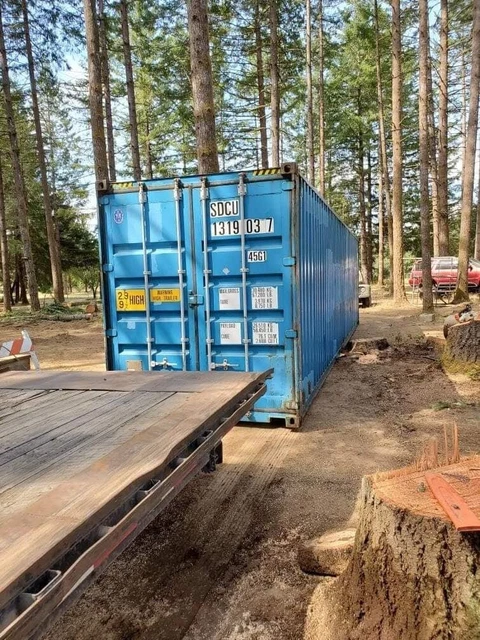 Unlock Endless Possibilities with Standard and High Cube Used Containers 20' 40'