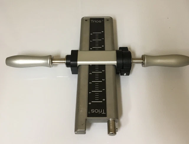 Mizuho OSI Trios Surgical Table Adjustable Table Mounts Set.