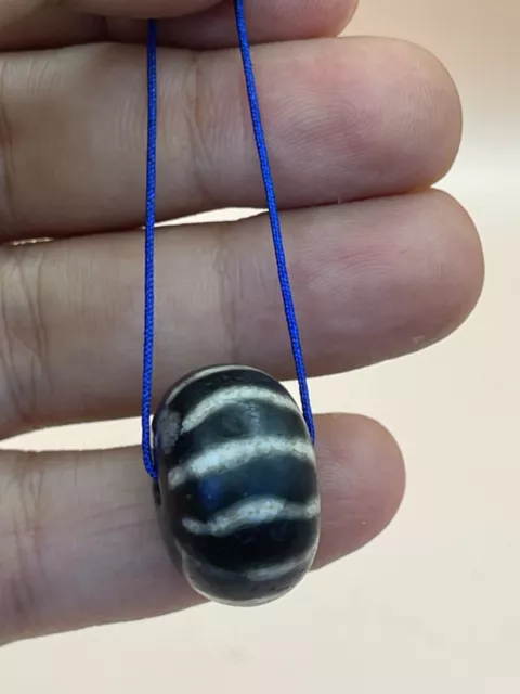 Ancient Tibetan Himalayan Agate Stone ChungZI Dzi Bead over 1000 Years Old