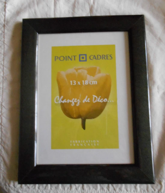 FRAMO Cadre photo en bois 44 x 68 cm sur mesure - Wengé Marron | Couleur/Taille sélectionnable | verre acrylique antireflet | Cadre pour Puzzle | Photos | affiche FRAMO Cadre photo en bois 44 x 68 cm sur mesure - Wengé Marron | Couleur/Taille sélectionnable | verre acrylique antireflet | Cadre pour Puzzle | Photos | affiche