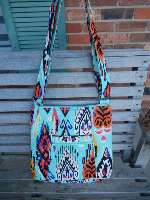 PUEBLO Hipster Crossbody Shoulder Aztec Bag Green Orange VERA BRADLEY EUC 2