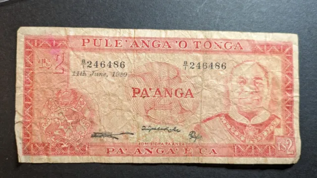 Tonga p-20c, 2 Pa'anga, 11th of June 1980 Banknote Tongan Good Condition