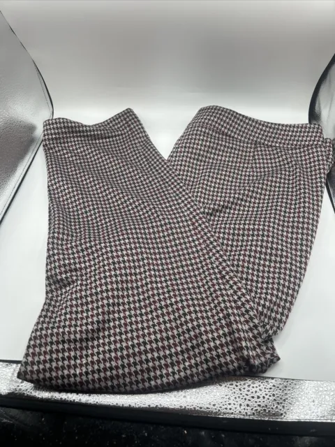 Nine West Houndstooth Trousers Pants Gray, Black & Maroon Size 14 Slight Flare