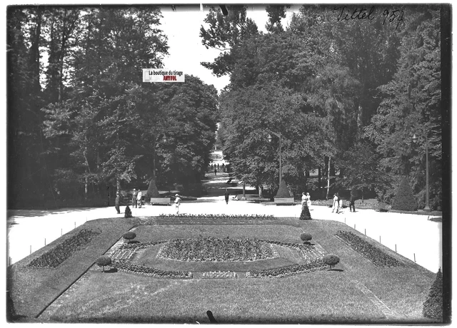 Plate glass photo antique black positive and white 5 1/8x7 1/8in Vittel Vosges