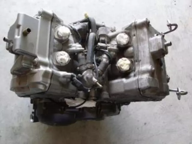 Bloc moteur origine pour moto Honda 800 VFR 1998-2001 RC46 Occasion