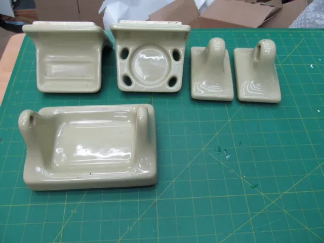 vtg Ceramic Bathroom Fixtures Set Towel Bar Soap Dish Toothbrush TP Holder USA