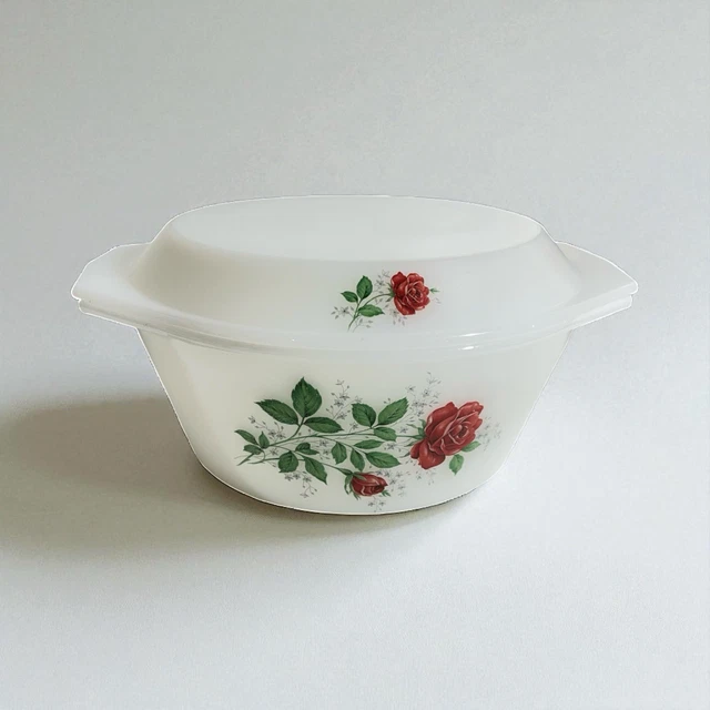 Cocotte Arcopal Vintage à Motif Floral - Ancien Modèle - Occasion Avec Signes D'Usage