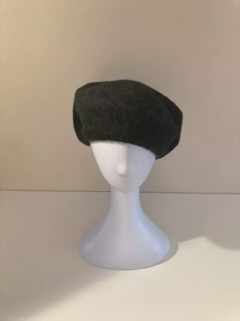 Louise Green Hat Beret Grey Wool/Felt with Striped Rose Black and