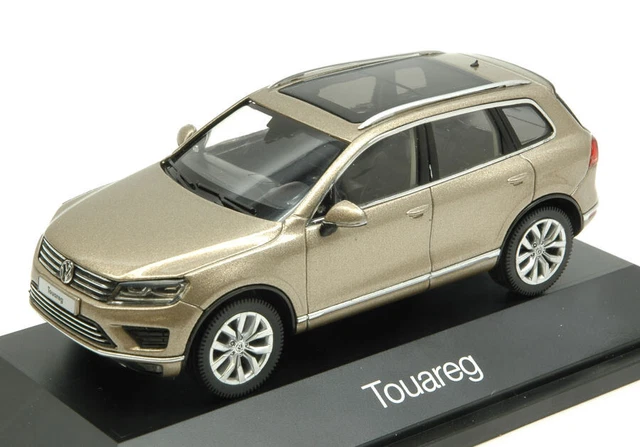 Herpa 070959 - VW Touareg sand gold met Herpa 070959 - VW Touareg sand gold met