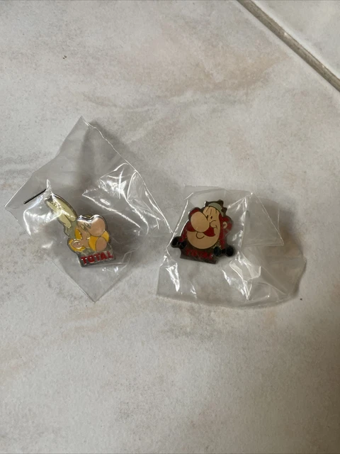 LOT DE 2 Figurines Asterix Et Obelix Porte Crayon Papermate 1982 EUR 23